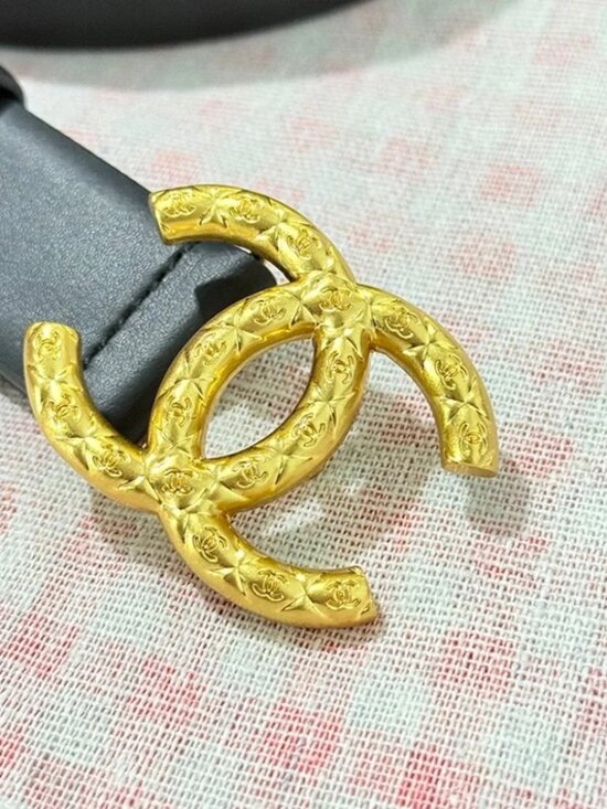 Chanel Black Leather Belt Gold Textured Interlocking CC Buckle Designer Waist Be main image 8